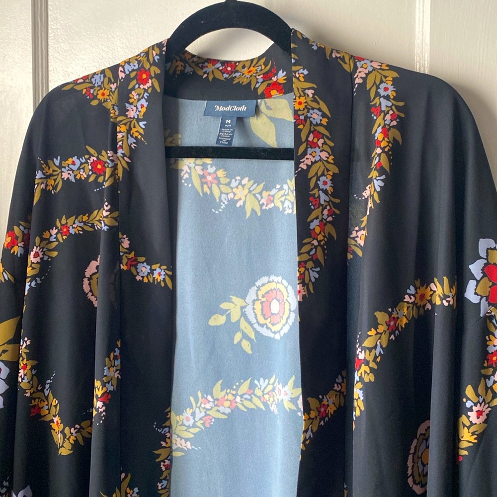 ModCloth Floral Kimono Style Robe - Picture 2 of 5